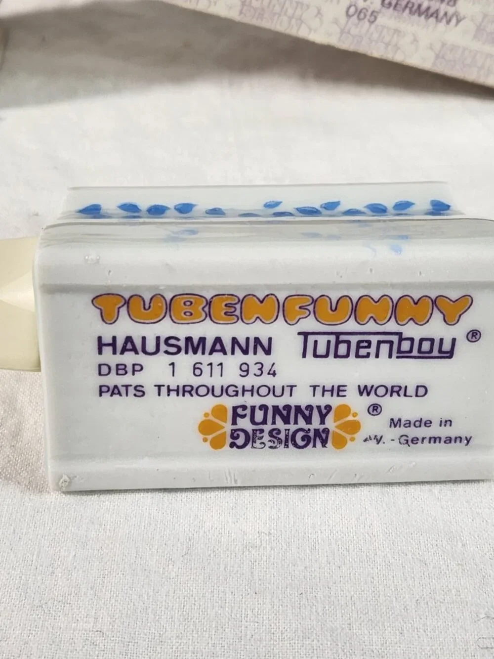 Vintage Porcelain Toothpaste Squeeze with the Turn Floral West Germany NEW NOS
